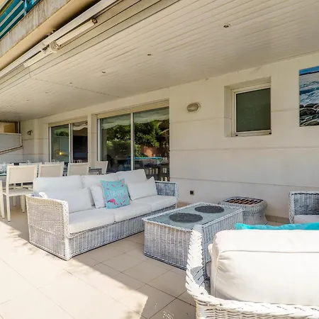 Luxury Seaview By Hello Homes Apartman